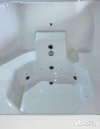 Купель с гидромассажем KUP-6764