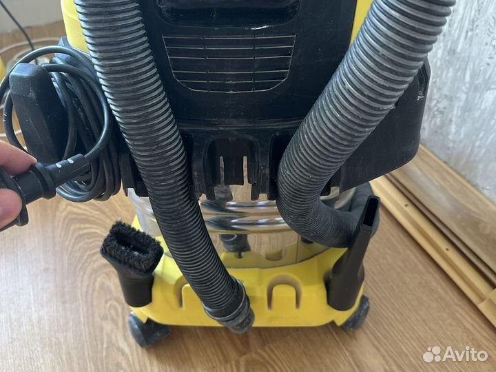 Пылесос Karcher wd5