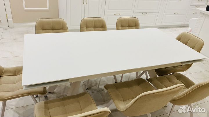 Стол и стулья комплект