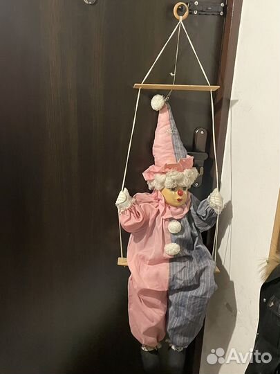 Кукла Клоун на качелях