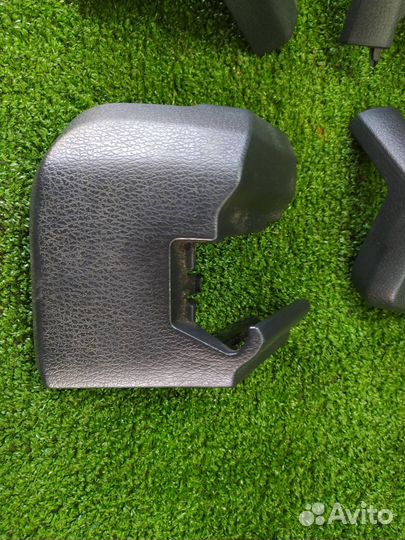 Заглушки полозьев сиденья Volvo Xc90 B6324S 2007