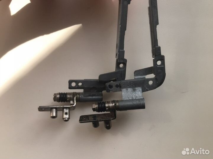 Петли для ноутбука Asus K70