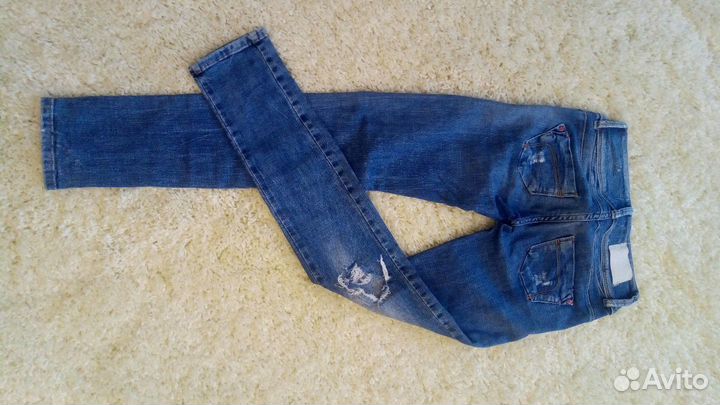 Джинсы рваные