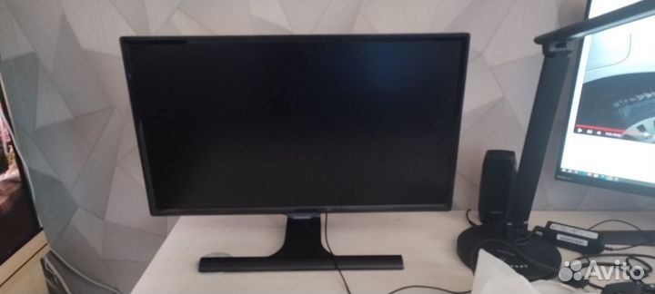 Монитор самсунг ls24e390hlo