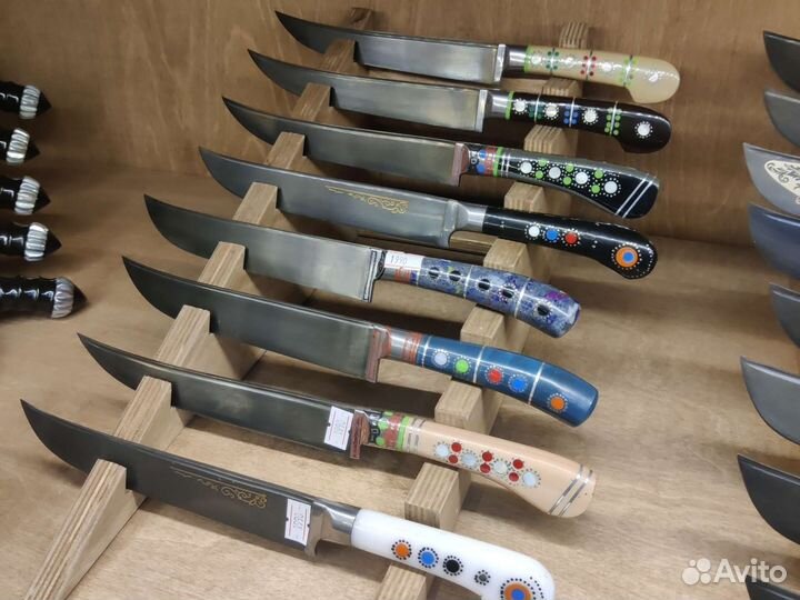 Нож с ножнами - пчак цветная ручка