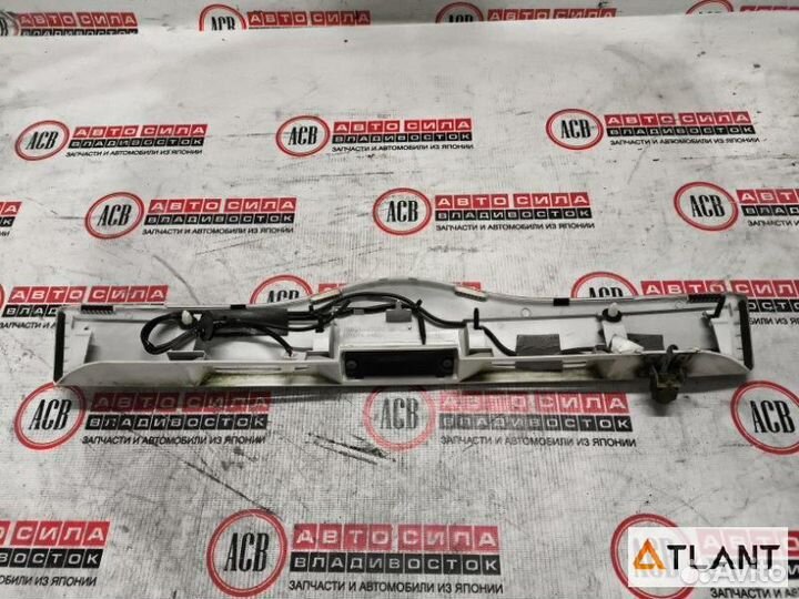 Ручка задней двери toyota prius