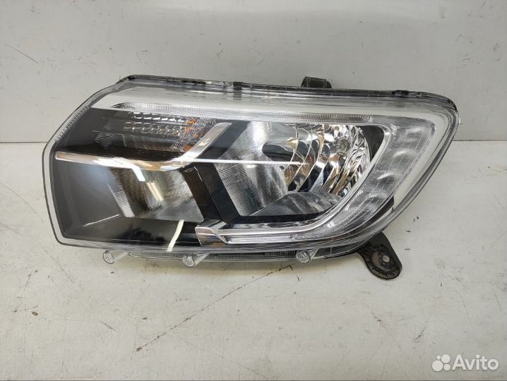 Фара левая Renault Logan 2 2018