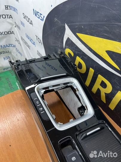 Консоль центральная Kia Cerato 4 G4NA 2018-2023