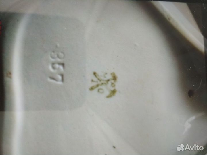 Старинный подсвечник