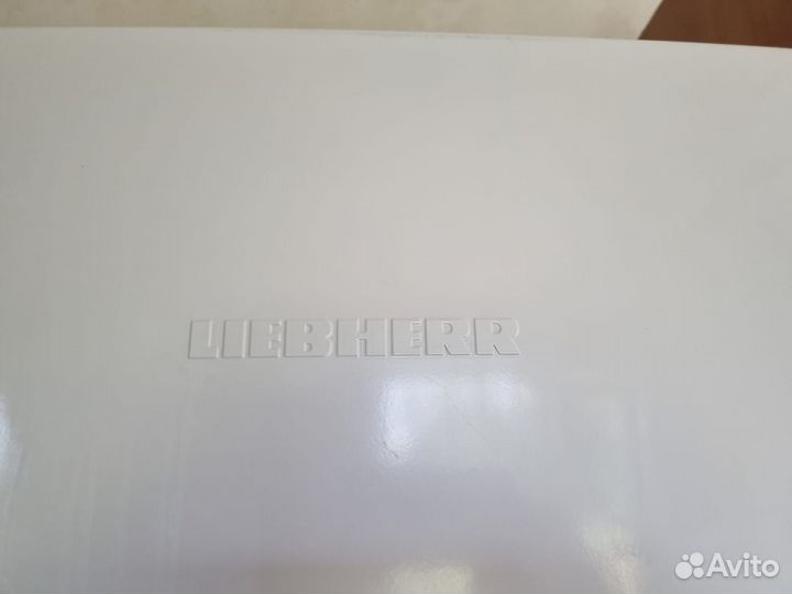 Холодильник liebherr
