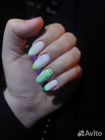 Нужна модель на Маникюр