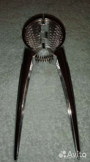 Орехаколка