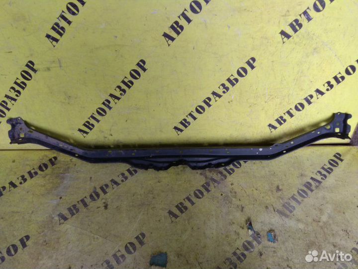 Рамка радиаторов (панель передняя) Toyota Avensis