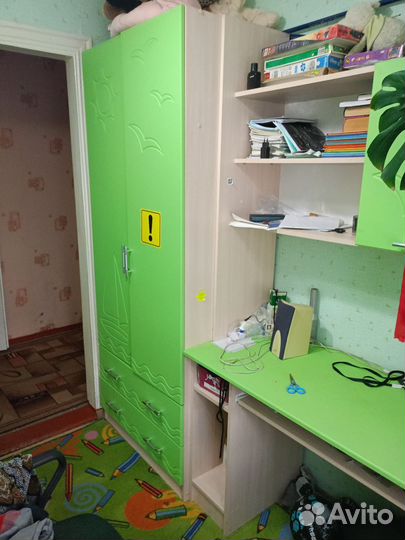 Продам уголок школьника