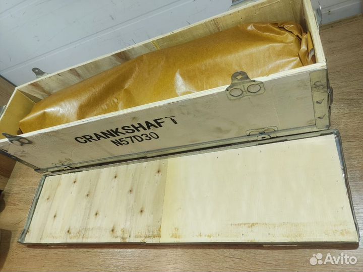 Коленвал BMW N57 B57 новый 7799970 N57D30