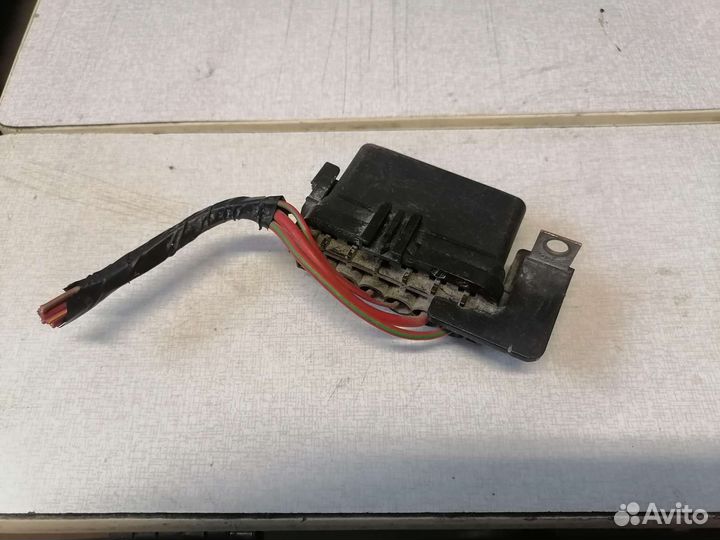 Блок предохранителей Skoda Rapid Polo