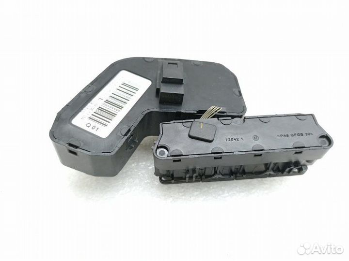 Блок управления сиденьем передний левый