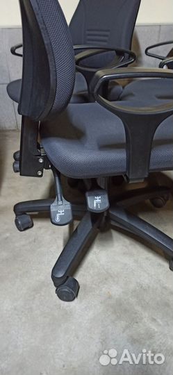 Компьютерное офисное кресло