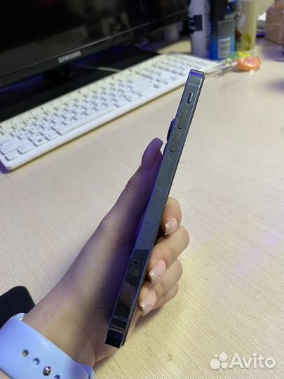 iPhone Xr, 128 ГБ