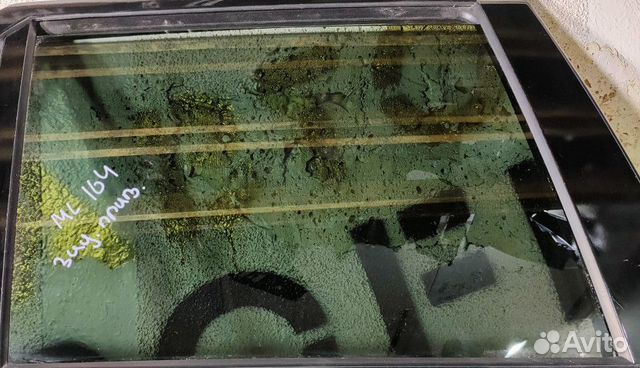 Стекло двери задней правой для Mercedes M-Class