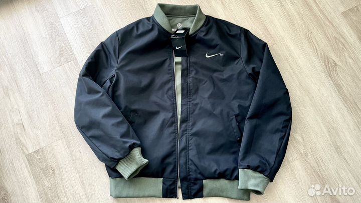 Бомбер nike swoosh
