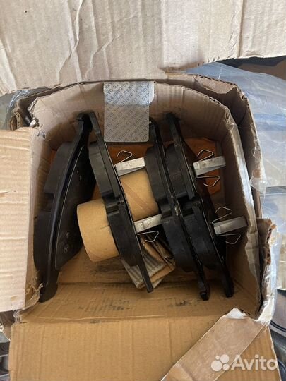 Колодки передние