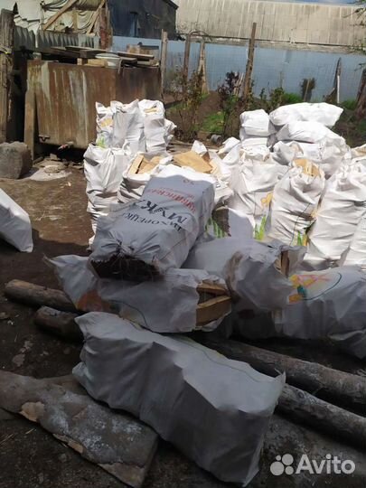 Дрова колотые сухие Дрова Дуб оптом 100 р дам