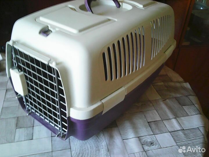 Переноска для животных пластиковая