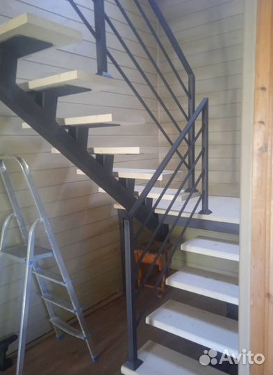 Лестница металлическая