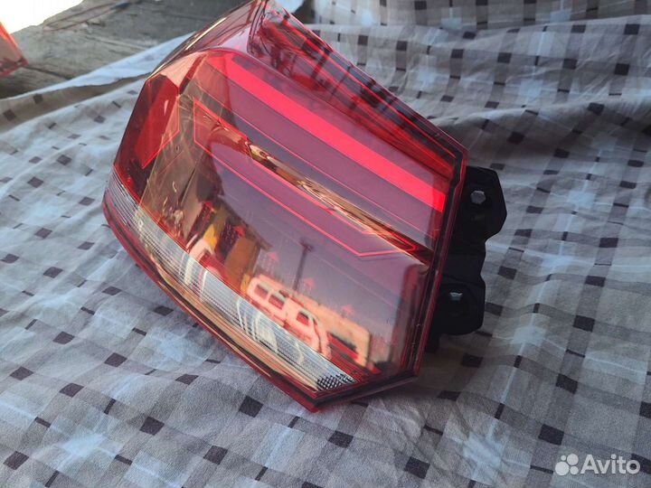 Фонарь наружный левый volkswagen polo 6