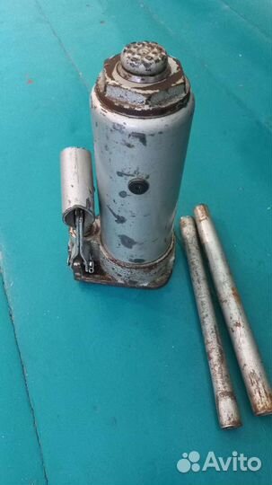 Домкрат 5т. гидравлический бутылочный