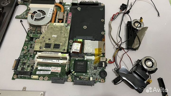 Запчасти для ноутбука Toshiba A300 - 15G