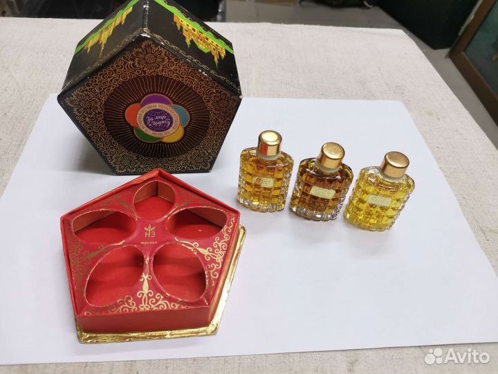 Духи За мир и дружбу Новая Заря СССР (Ч)