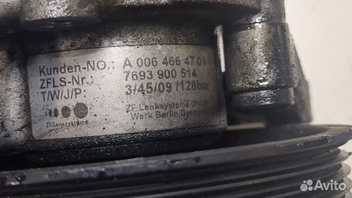 Гур Mercedes E W212, 2009