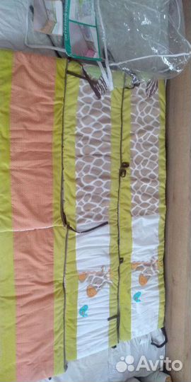 Бортики в кроватку