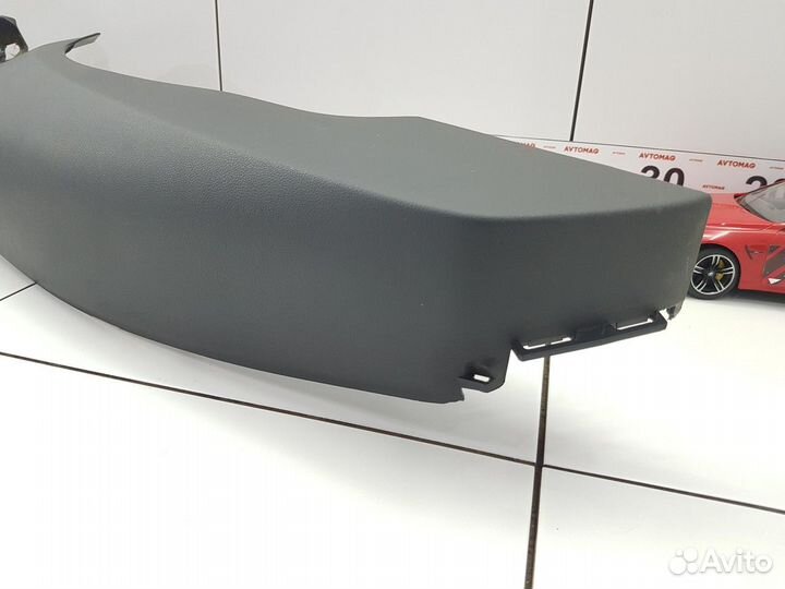 Обшивка задней левой стойки (Skoda Octavia)