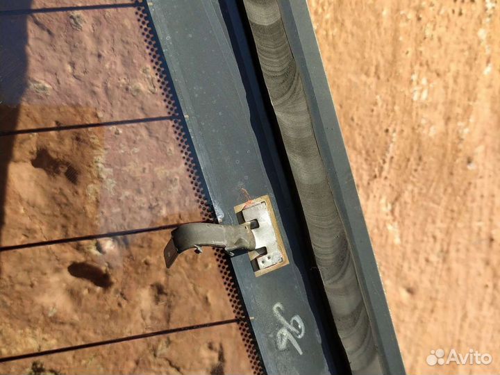 Заднее стекло citroen c4 седан