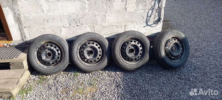 Bridgestone Blizzak Revo GZ 185/65 R15