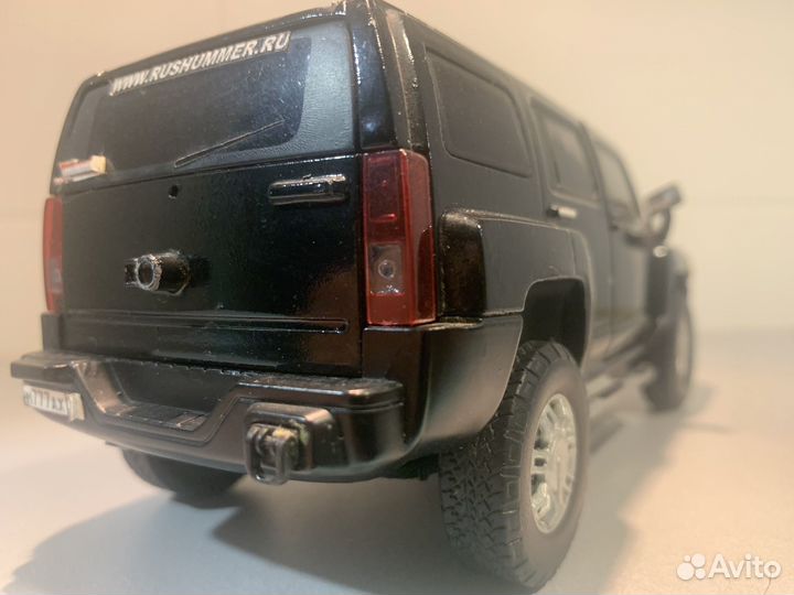 Hummer H3 1:24 Cararama