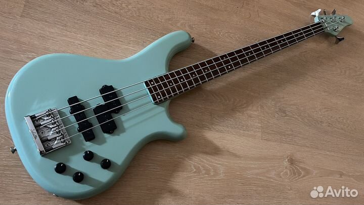 Бас гитара Rockoon Schaller