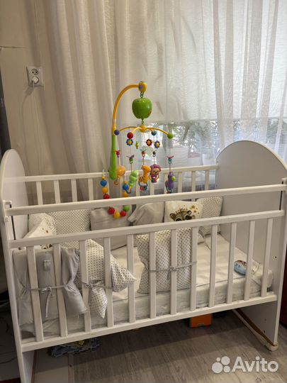 Детская кроватка