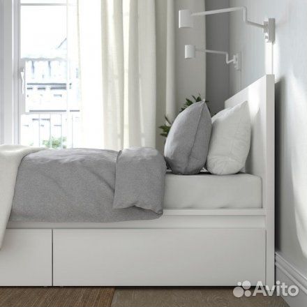 Двуспальная кровать IKEA malm+матрас в подарок