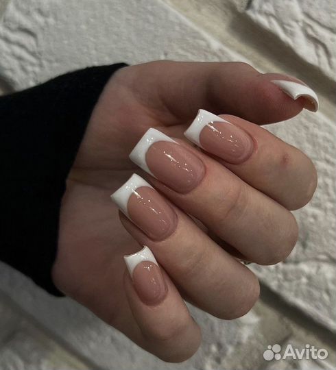 Маникюр, Педикюр