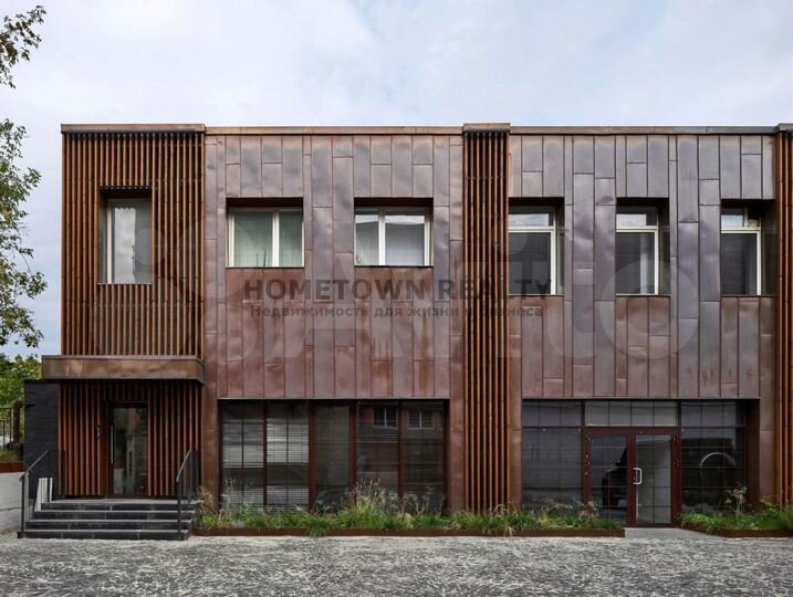 2-х этажное здание с Арендатором - 798.7 м²