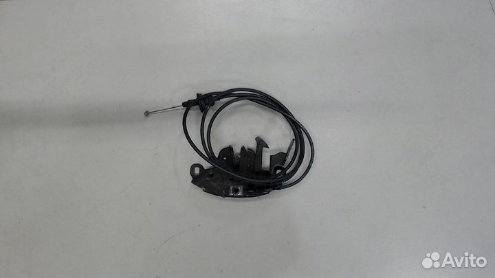 Замок капота Nissan Armada, 2004