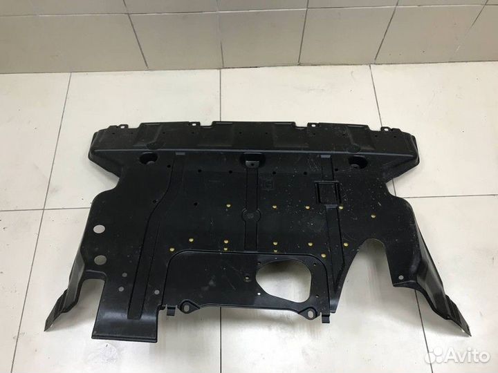 Пыльник двигателя центральный Subaru Forester