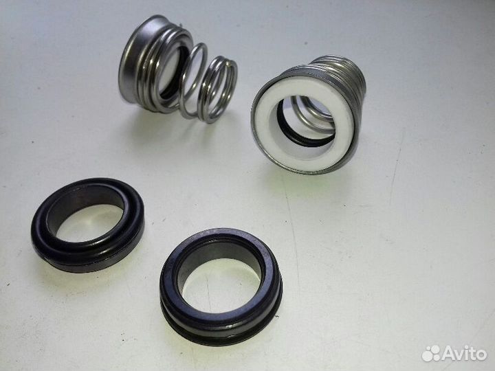 Сальник уплотнитель турбины дождевальной машины RM