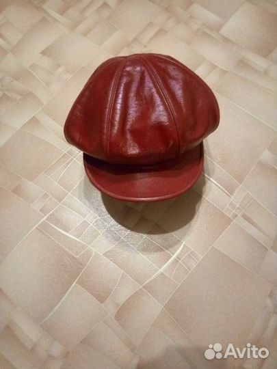 Берет женский