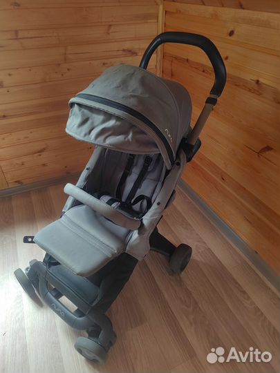 Прогулочная коляска nuna