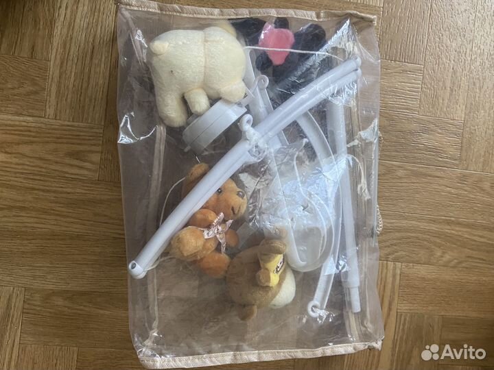 Мобиль на детскую кроватку